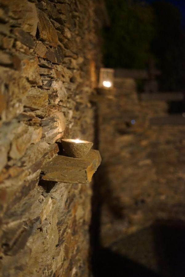 Attraktive Wohnung-Elztalidyll-Zwischen Mosel,Nuerburgring Und Burg Eltz Kollig Buitenkant foto