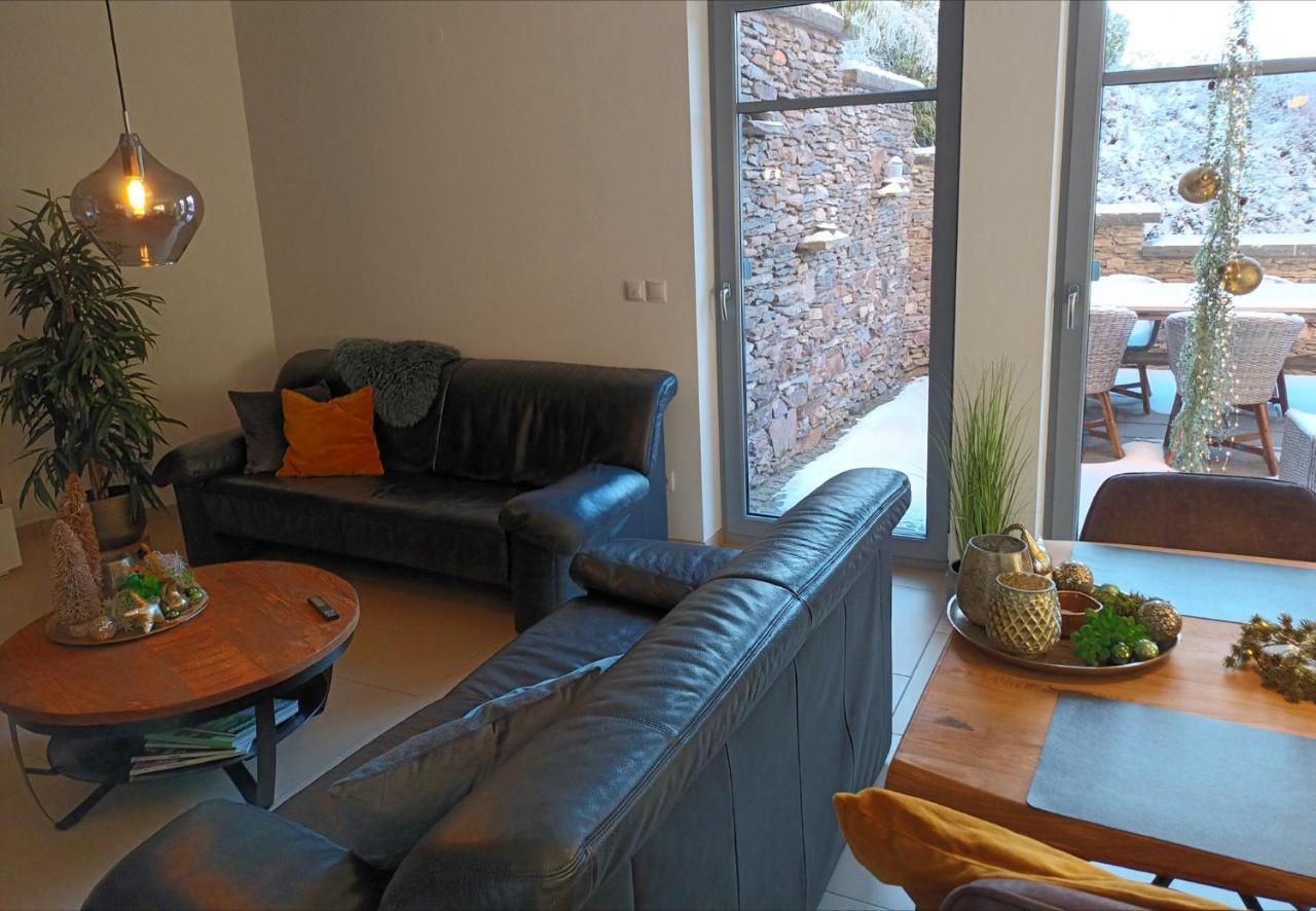 Attraktive Wohnung-Elztalidyll-Zwischen Mosel,Nuerburgring Und Burg Eltz Kollig Buitenkant foto
