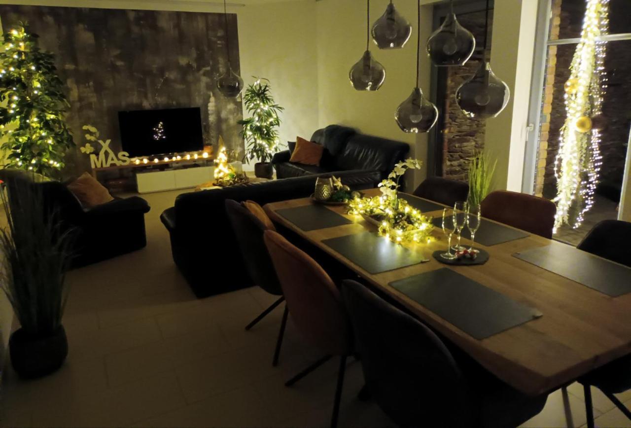 Attraktive Wohnung-Elztalidyll-Zwischen Mosel,Nuerburgring Und Burg Eltz Kollig Buitenkant foto